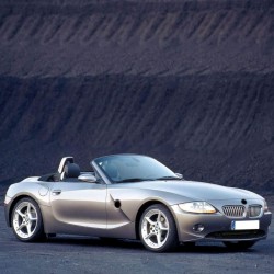 BMW Z4 Serisi E85 Kasa 2003-2008 Cam Su Fiskiye Deposunun Kapağı