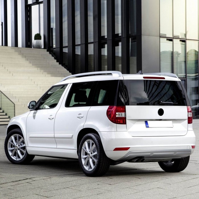 Skoda Yeti 2014-2018 Arka Cam Silecek Süpürgesi 5L6955425 28cm
